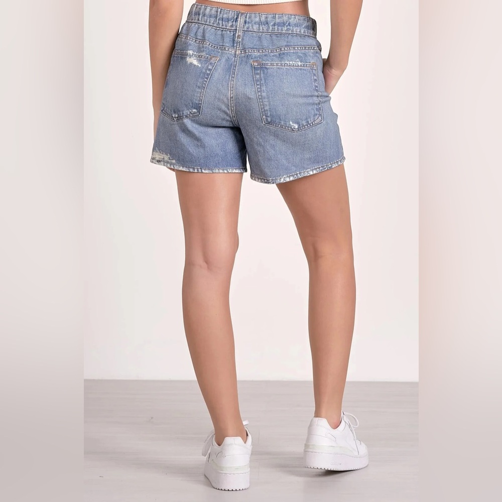 NEW Elan Faux Jean Shorts - Picture 2 of 2